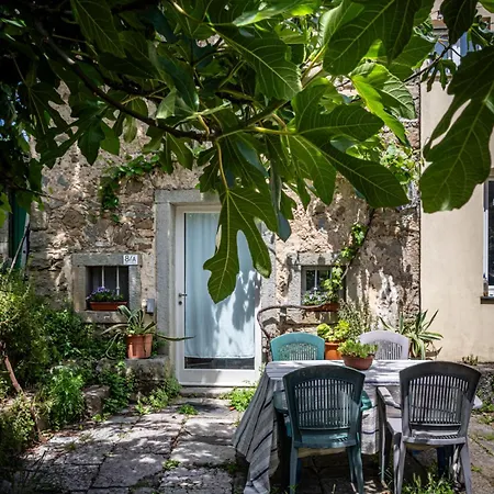 Villa La Chiesina Di Campiglia *