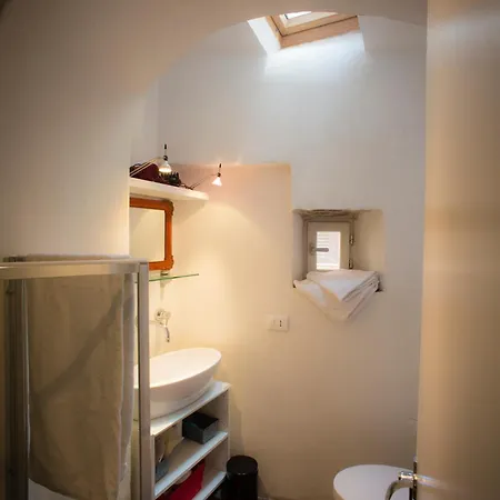 La Chiesina Di Campiglia *